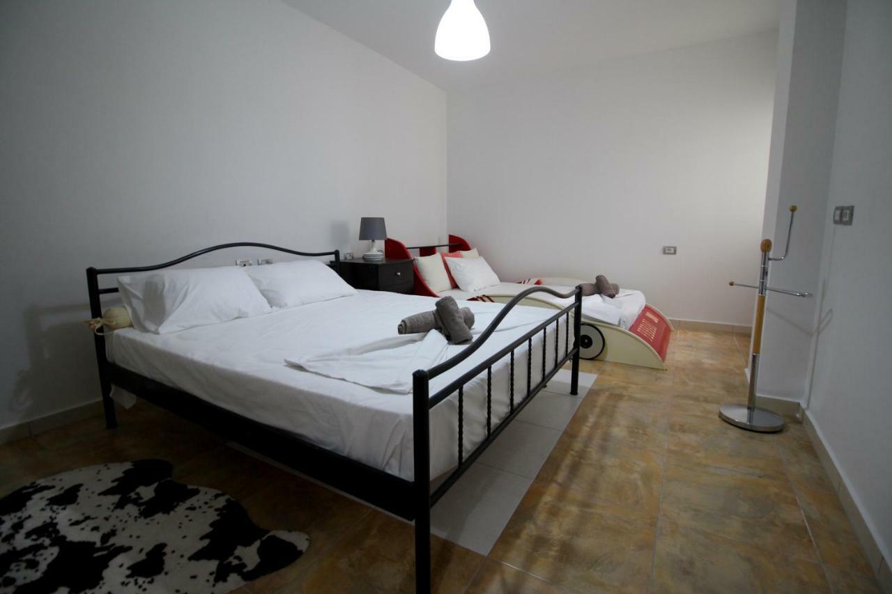 Gregor Apartments ساراندا المظهر الخارجي الصورة
